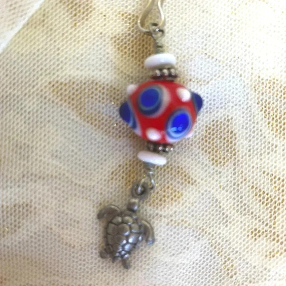 NWT Women/Girls Tablet/Phone Keychain/Purse Cute Silvertoned Beaded Turtle charm - Picture 3 of 4
